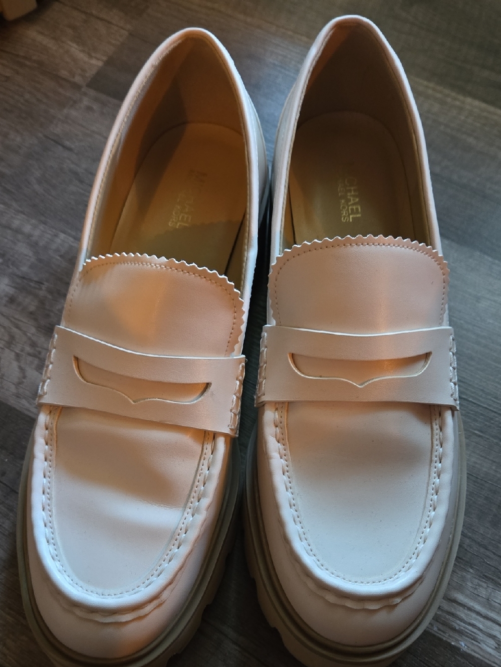 Michael Kors Women Cream/Off-White Leather Penny Loafers